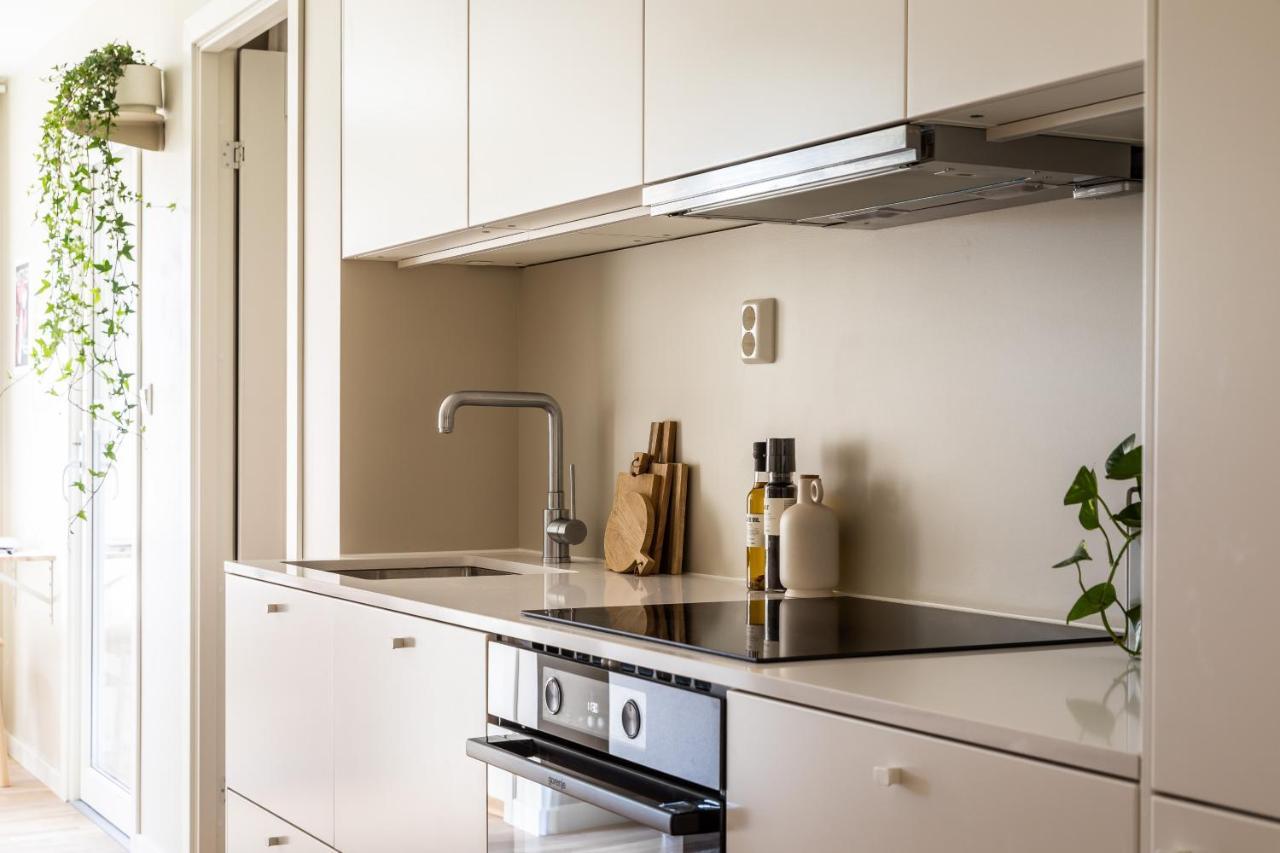 Scandinavian With 2 Bedrooms And Terrasse - Close To Storo Storsenter And All Public Transport *
