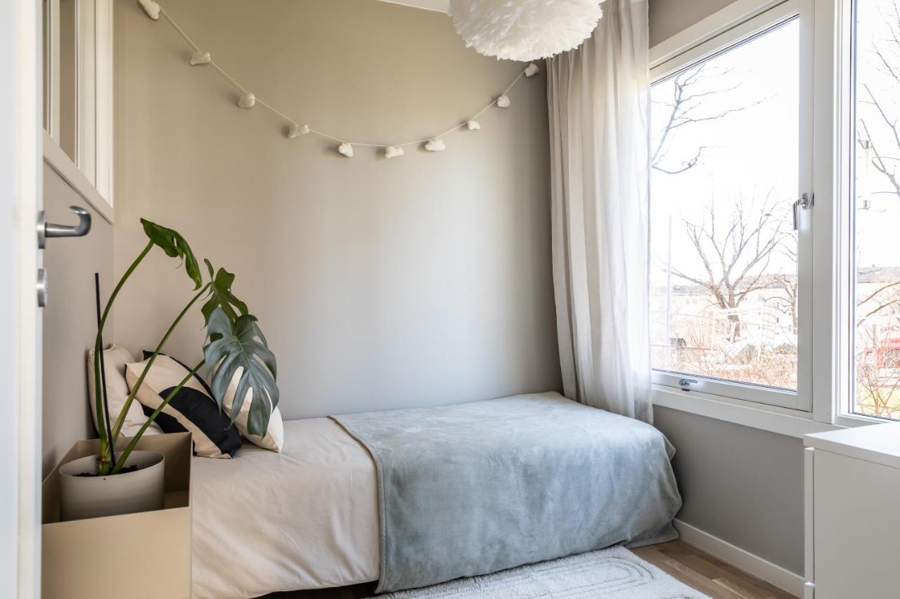 Scandinavian With 2 Bedrooms And Terrasse - Close To Storo Storsenter And All Public Transport Lägenhet