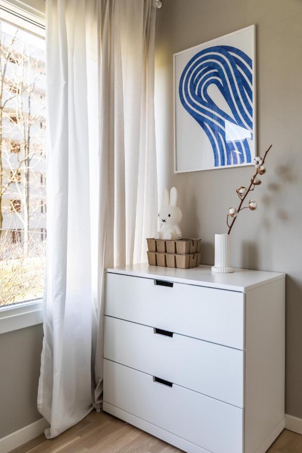 Scandinavian With 2 Bedrooms And Terrasse - Close To Storo Storsenter And All Public Transport * Oslo