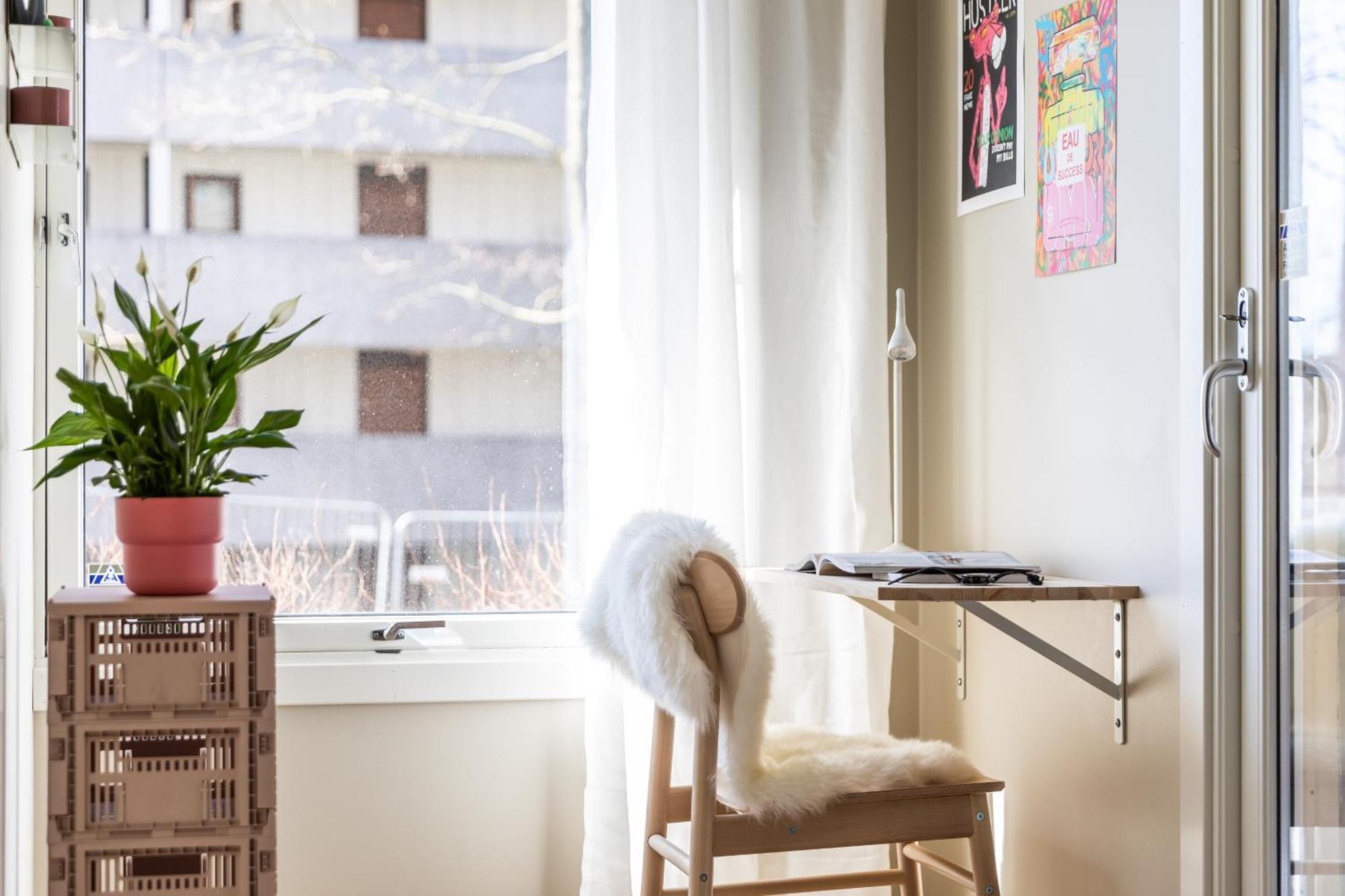 Scandinavian With 2 Bedrooms And Terrasse - Close To Storo Storsenter And All Public Transport Lägenhet