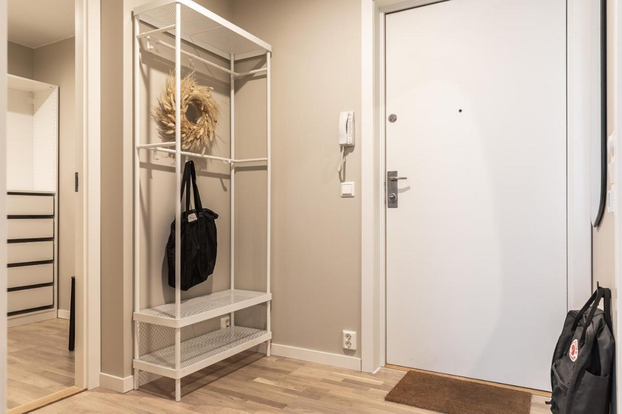 Scandinavian With 2 Bedrooms And Terrasse - Close To Storo Storsenter And All Public Transport Lägenhet *