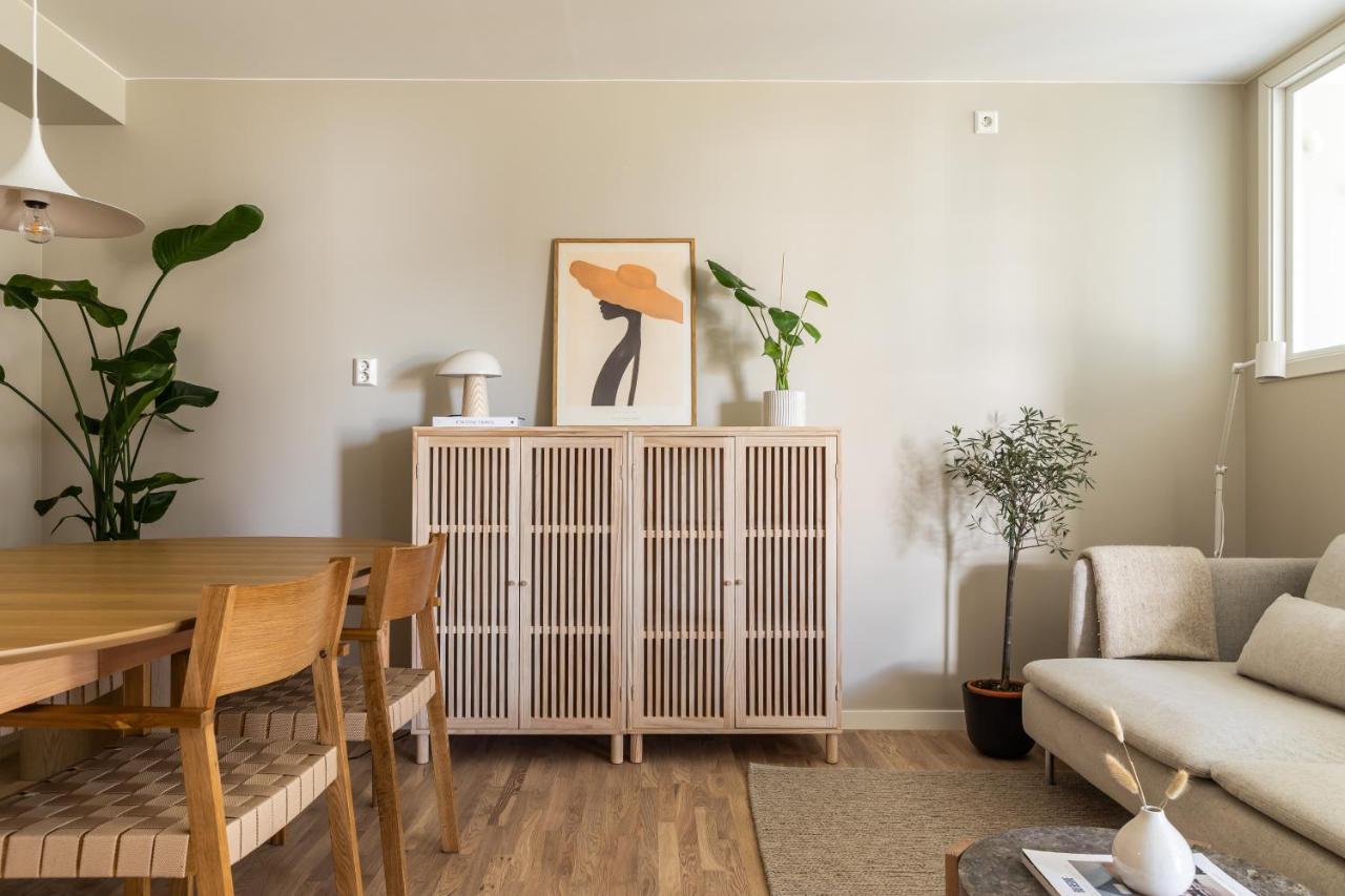 Scandinavian With 2 Bedrooms And Terrasse - Close To Storo Storsenter And All Public Transport
