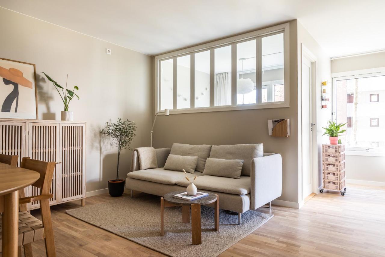 Scandinavian With 2 Bedrooms And Terrasse - Close To Storo Storsenter And All Public Transport *